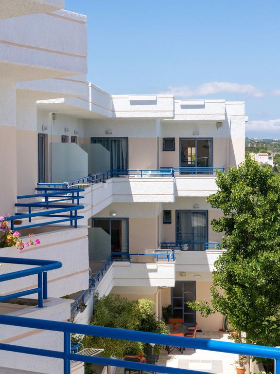Balito Aparthotel Agioi Apostoli  Exterior photo